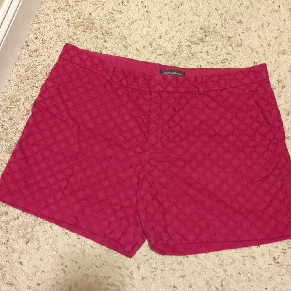 ⭐5/$25-Eyelet shorts